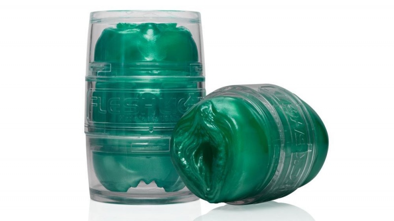 Fleshlight Quickshot Alien Lady/Butt - Metallic Green Freaks Male Masturbators | EGYPT 3691FQZMX